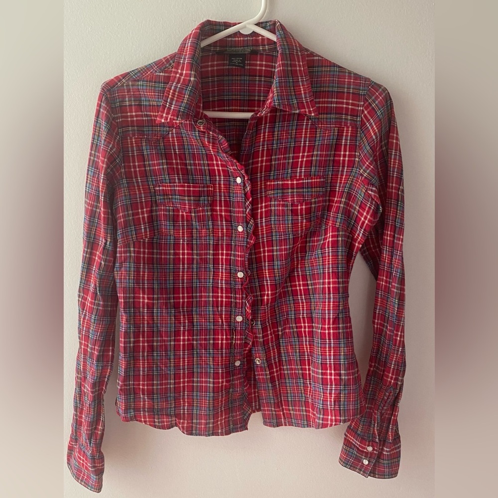 Abercrombie & Fitch shirt.